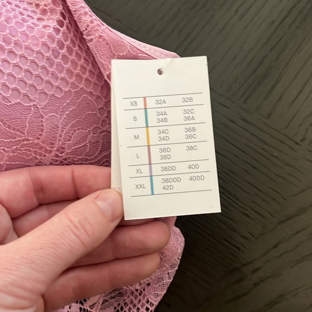 Target bra! - Picture 2 of 3